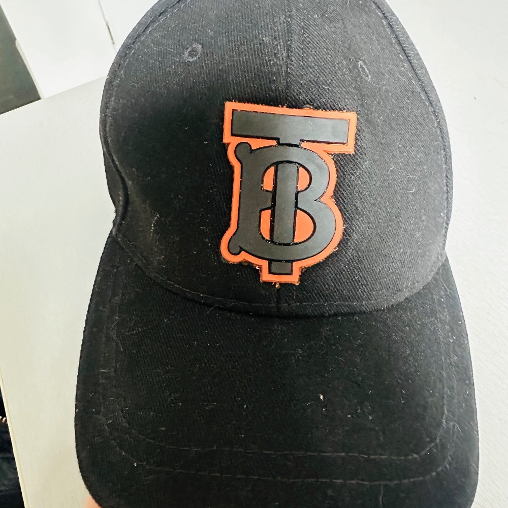 Burberry baseball cap